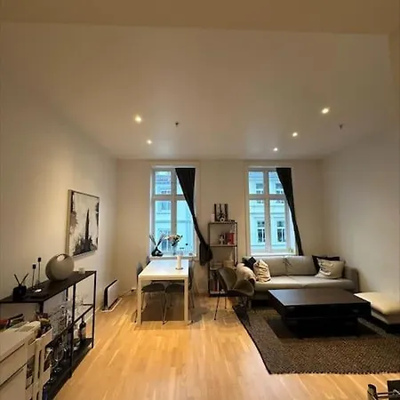 Moderne Midt I Hjertet Av Sentrum Apartament *